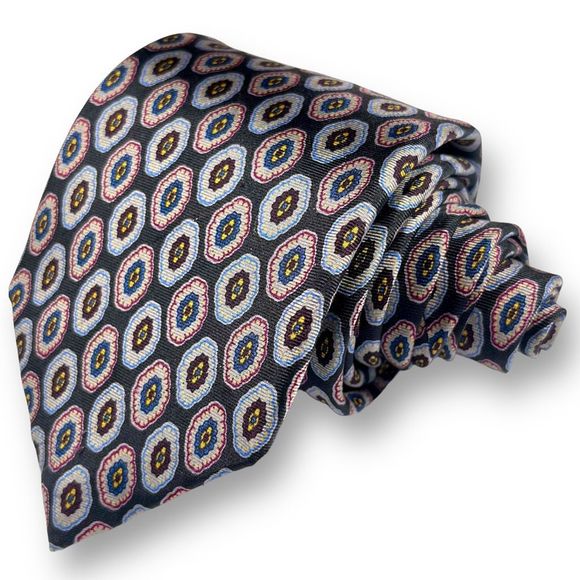 Liberty of London Other - LIBERTY OF LONDON EUC Men’s Vintage Geometric Medallion Foulard 100% Silk Tie